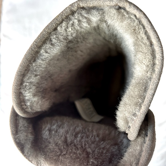 UGG Boots. Narrowed toe, 1.5 inch heel, grey and less ugly than most UGGs! - Picture 7 of 8